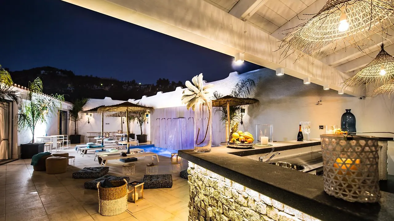 Boutique Hotel Capo Blu Santa Margherita di Pula 3*,